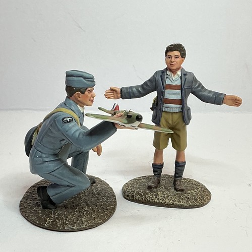 Britains 25027 raf pilot - raf, with
